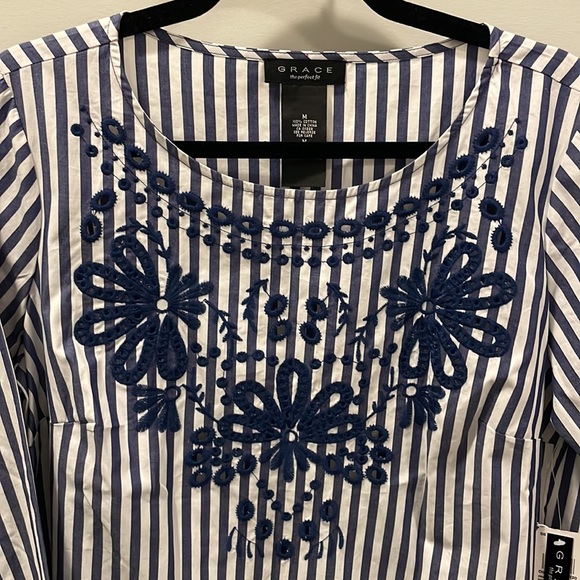 Grace 100% cotton blue and white striped blouse with floral embroidered cutouts - Picture 2 of 8